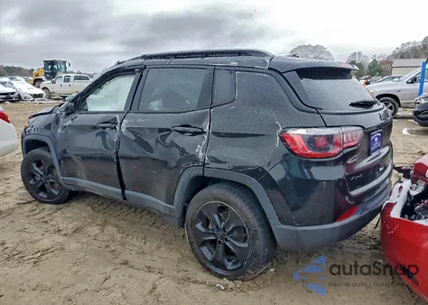 2018 Jeep Compass Latitude from USA, damaged, VIN 3C4NJDBB1JT326323